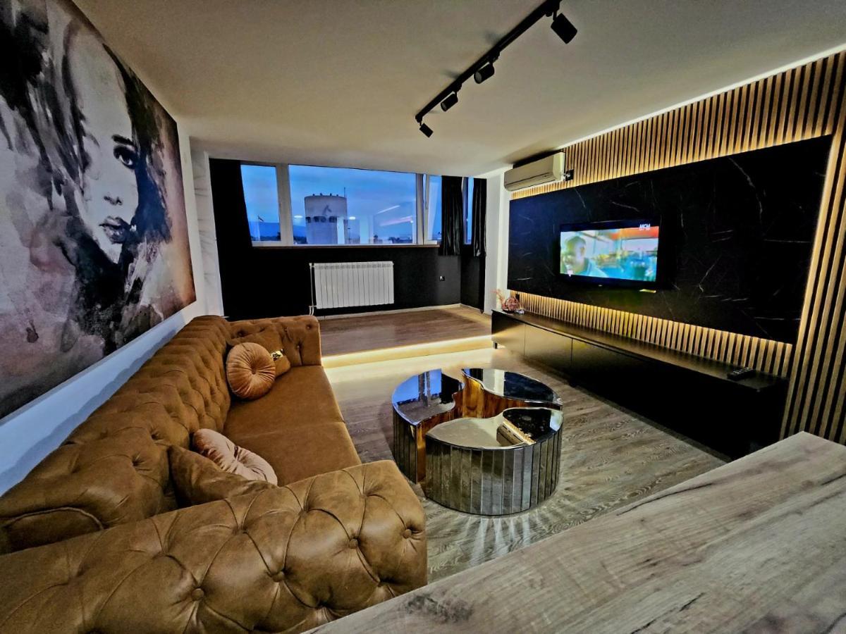 Elisa Rooftop Luxury